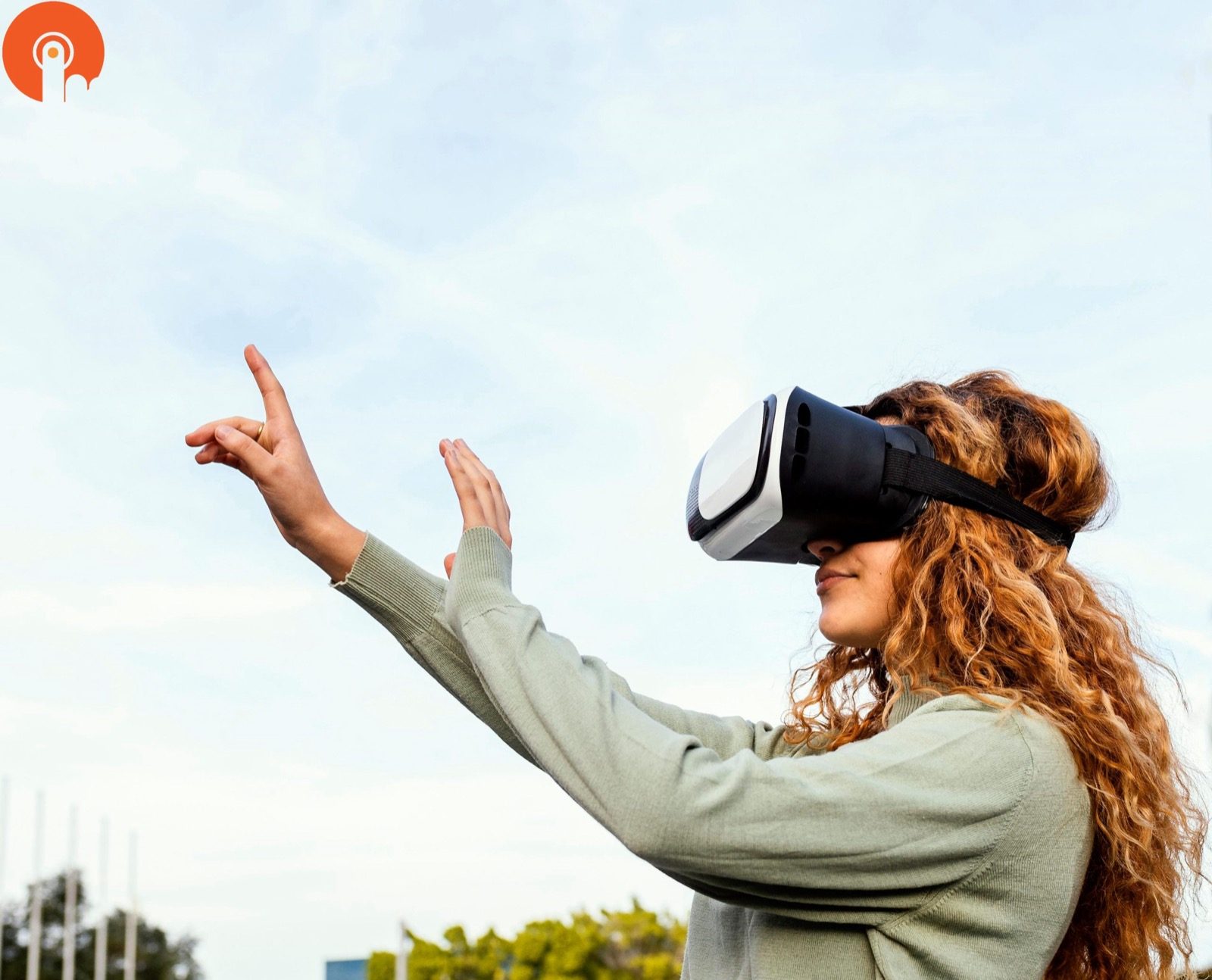 Augmented Reality transforming daily life in 2025, revolutionizing education, shopping, healthcare, and more
